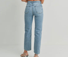JBD Clean Straight Jeans