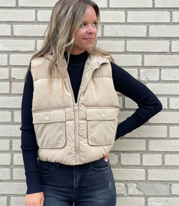 Hooded Vest [khaki]